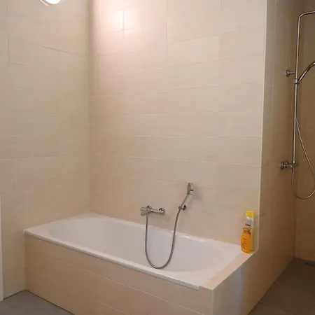 Landlord Bij Leuven Aparthotel Holsbeek